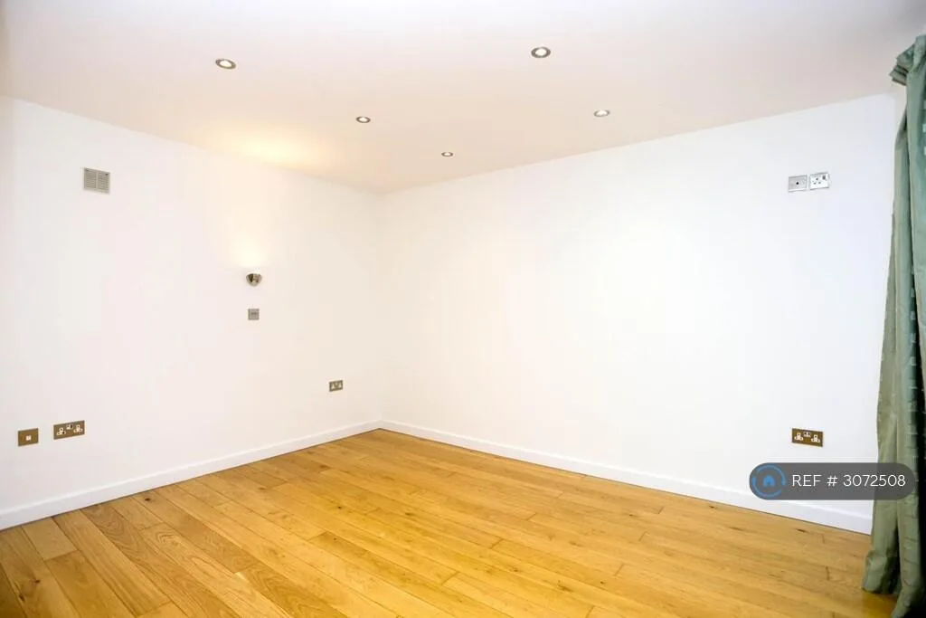 2 bedroom end of terrace house for rent