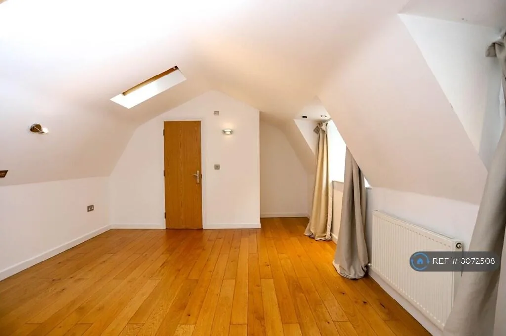2 bedroom end of terrace house for rent
