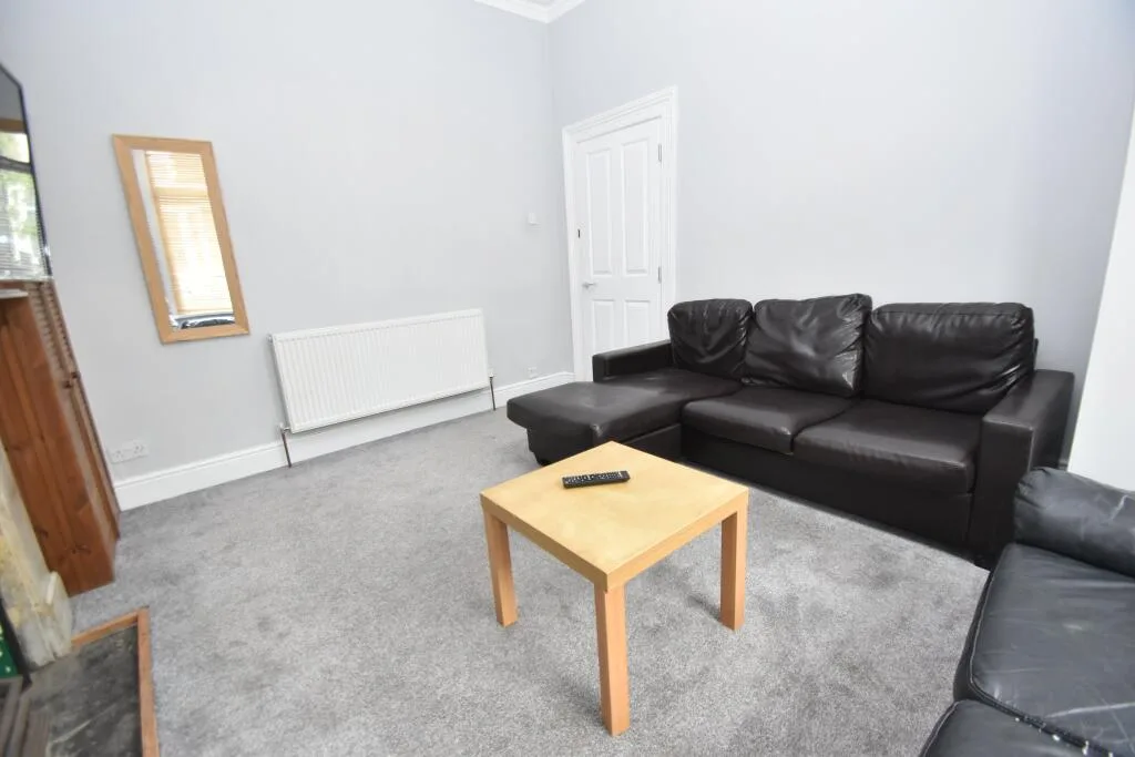 5 bedroom house for rent