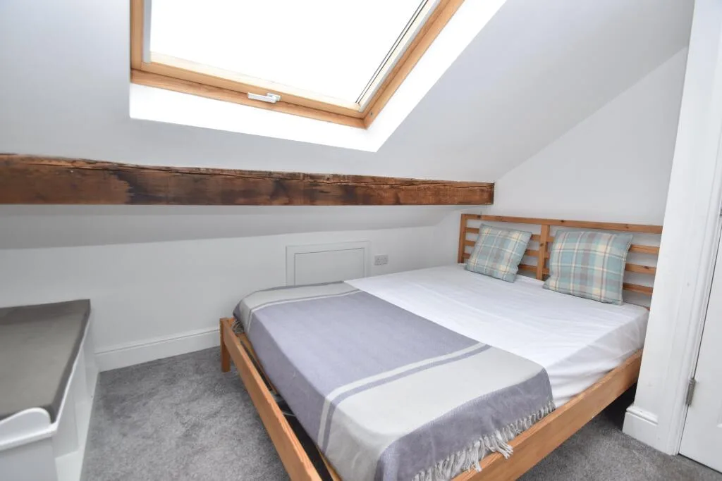 5 bedroom house for rent