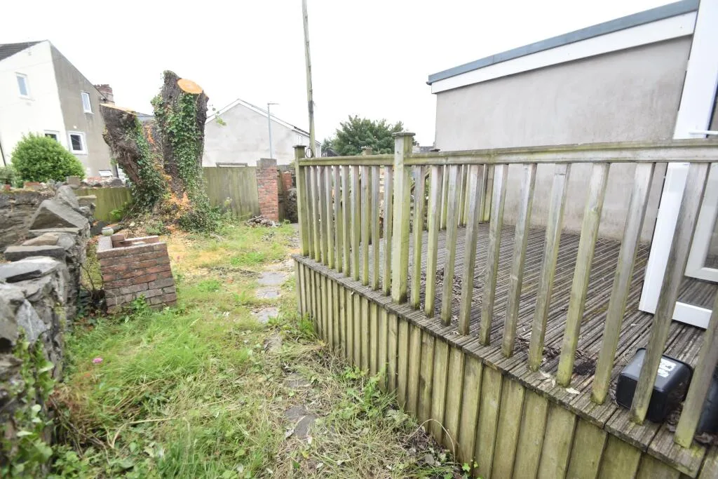 5 bedroom house for rent