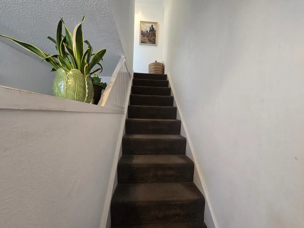 1 bedroom maisonette for rent