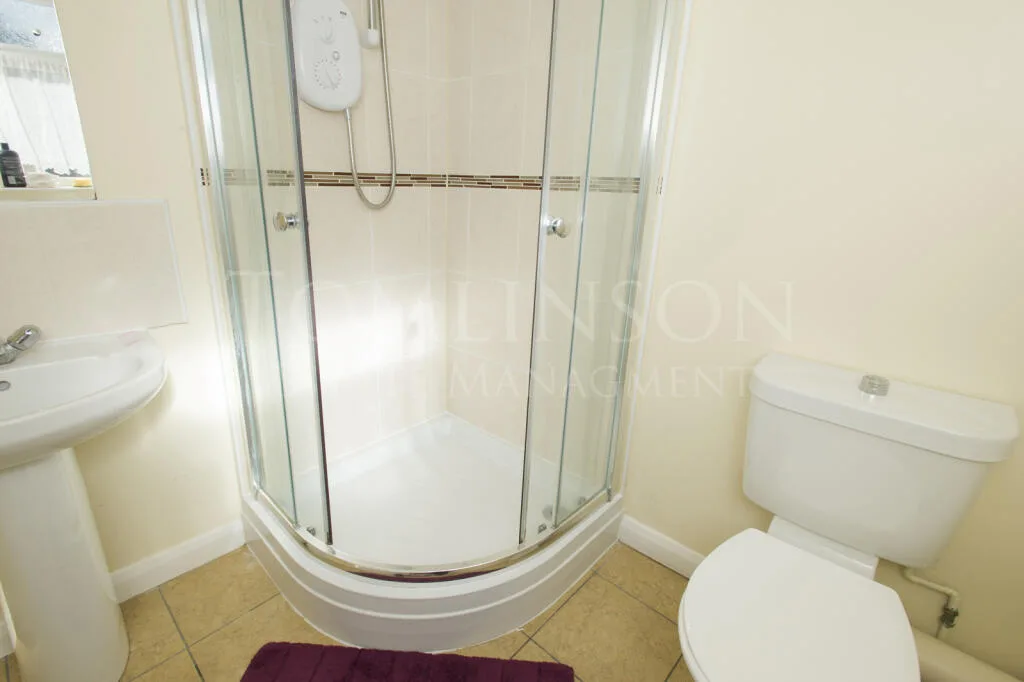 4 bedroom terraced house for rent