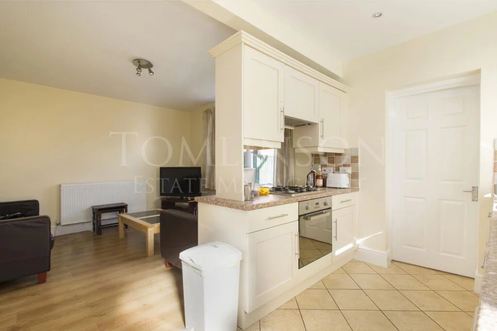 4 bedroom detached house for rent