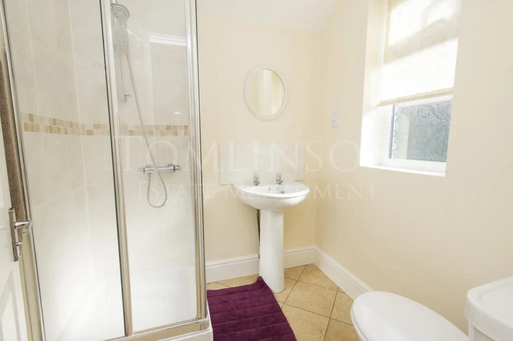 4 bedroom detached house for rent