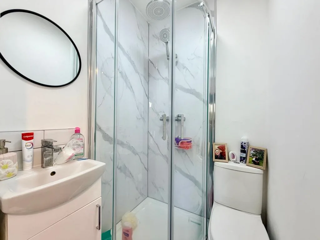 7 bedroom semi-detached house for rent