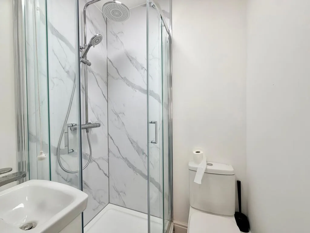 7 bedroom semi-detached house for rent