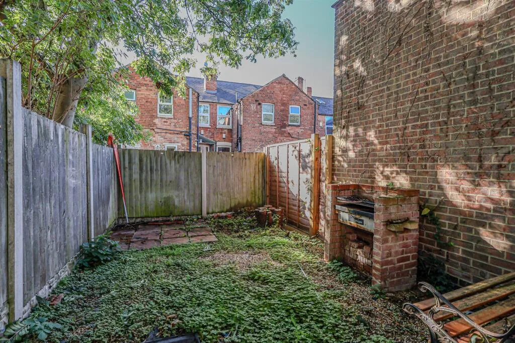 2 bedroom terraced house for rent