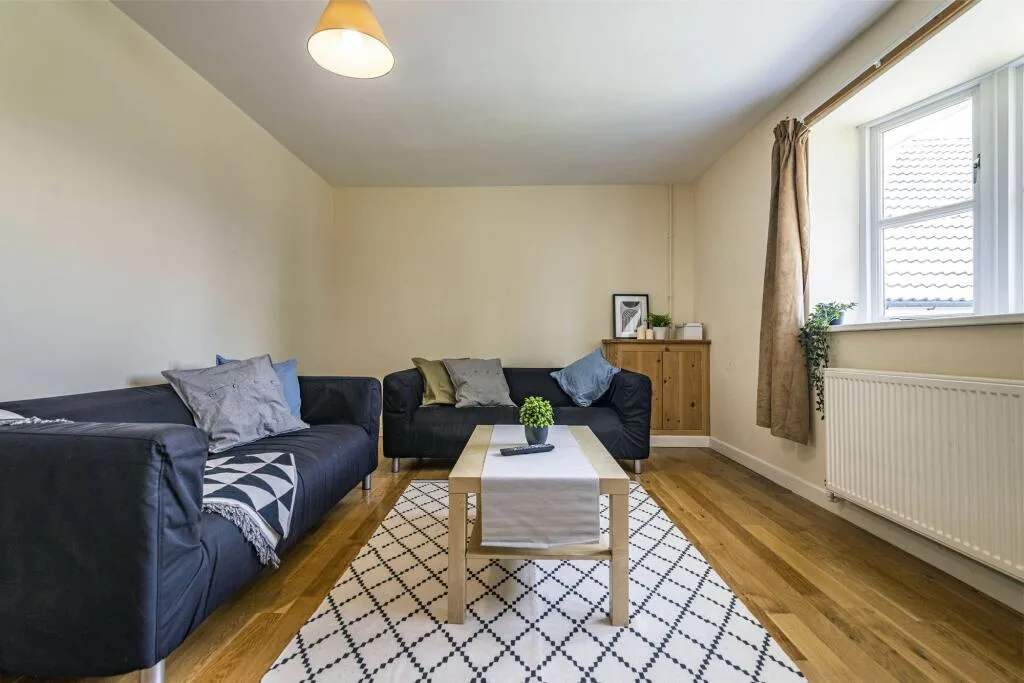 5 bedroom house of multiple occupation for rent