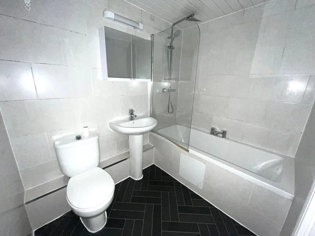 3 bedroom apartment for rent