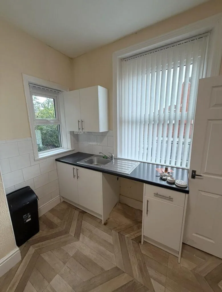 2 bedroom house for rent