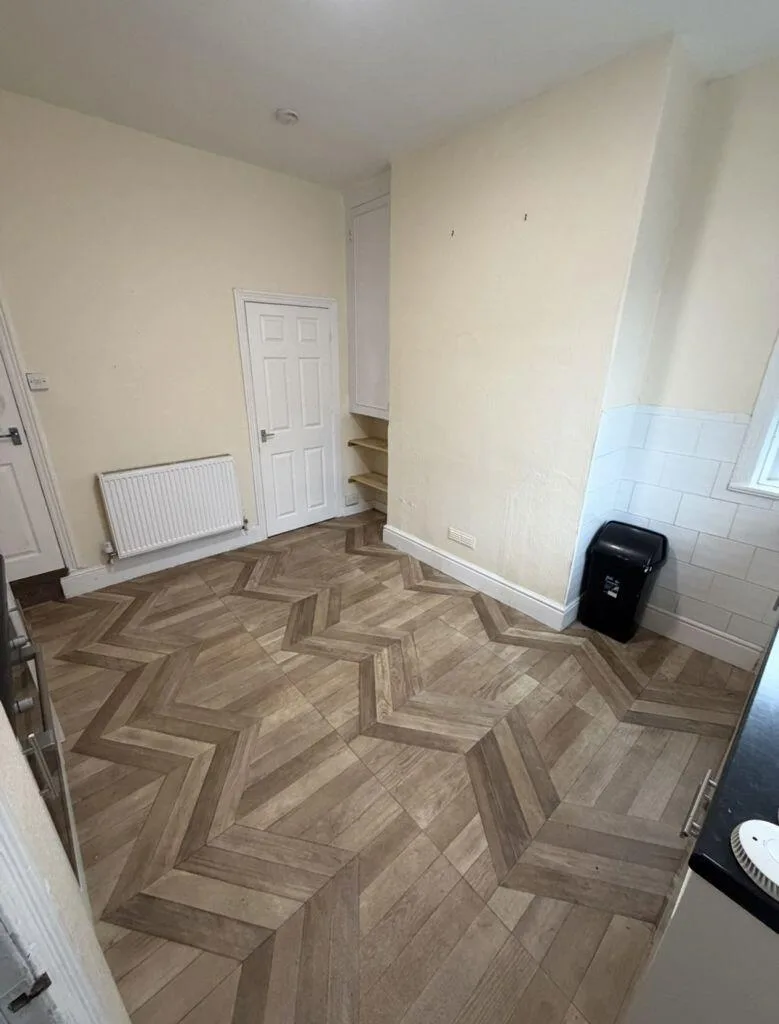 2 bedroom house for rent