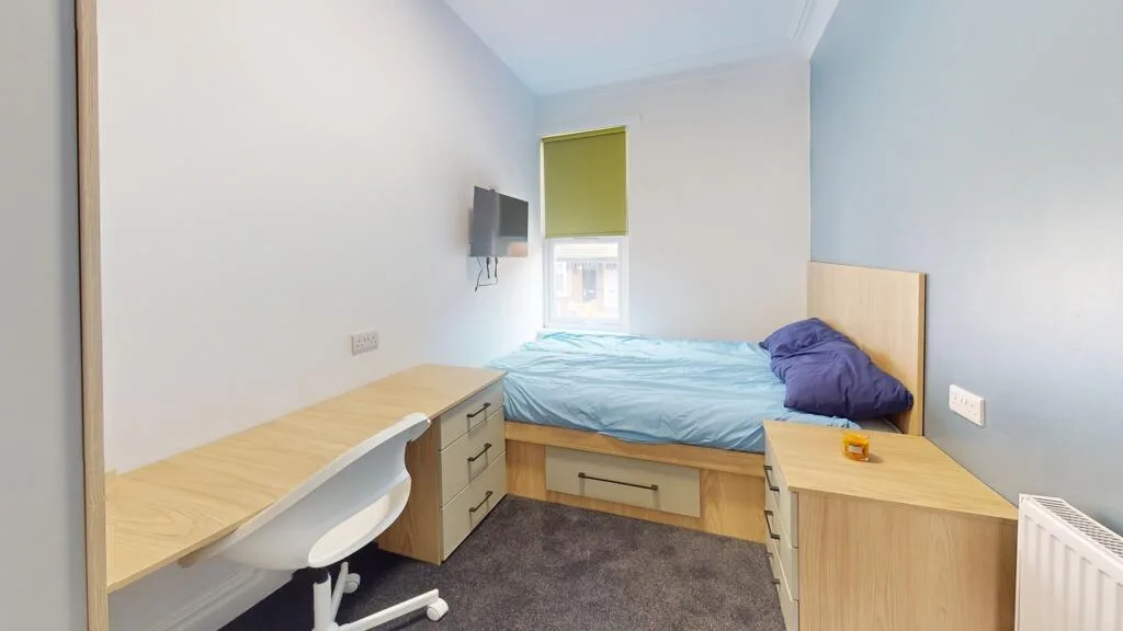 7 bedroom house for rent