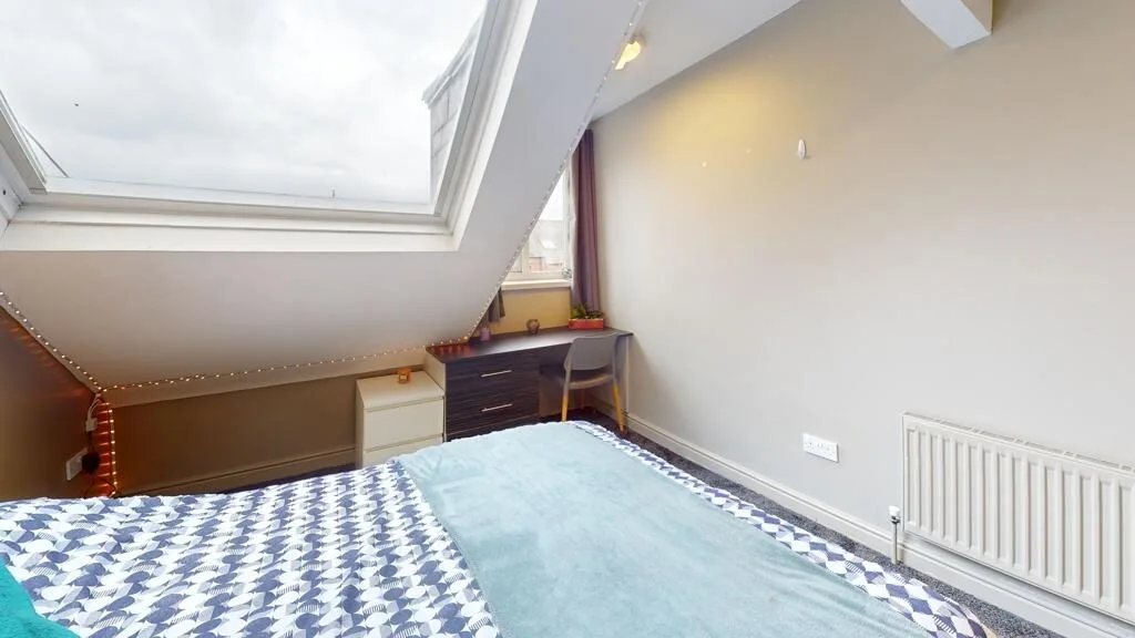 9 bedroom house for rent