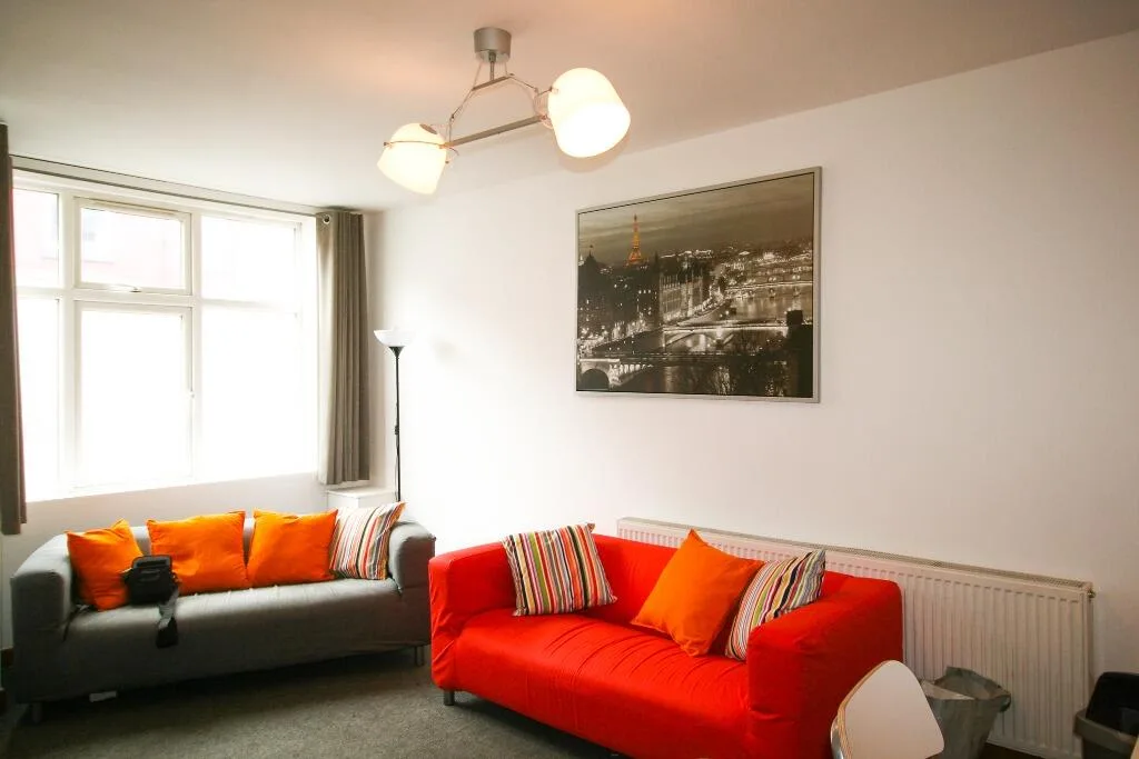 8 bedroom terraced house for rent
