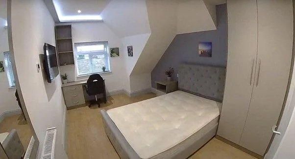 6 bedroom flat for rent