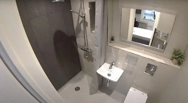 6 bedroom flat for rent