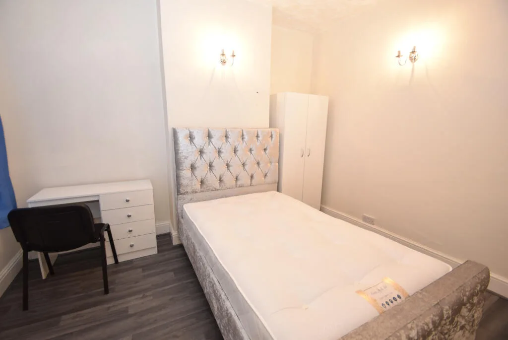 1 bedroom end of terrace house for rent