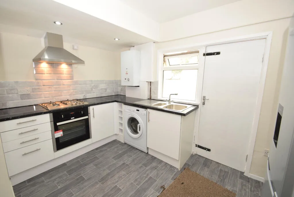 1 bedroom end of terrace house for rent