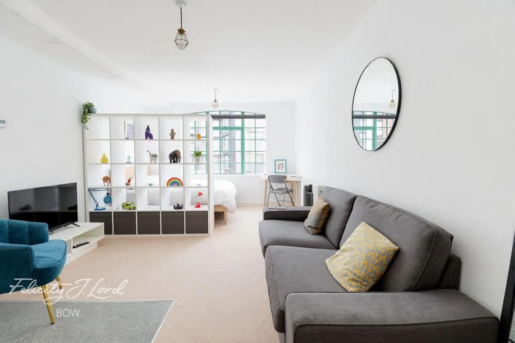 Studio flat for rent
