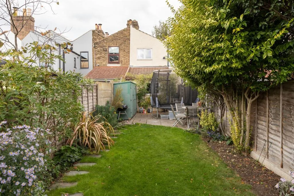 3 bedroom terraced house for rent
