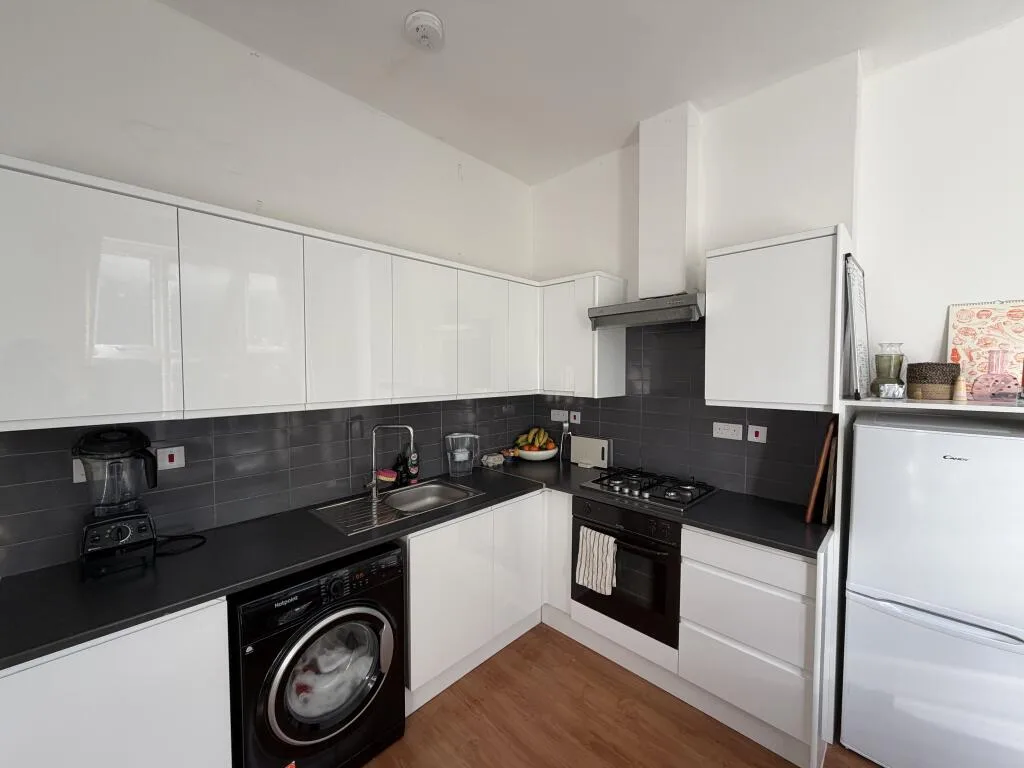 2 bedroom ground floor flat for rent