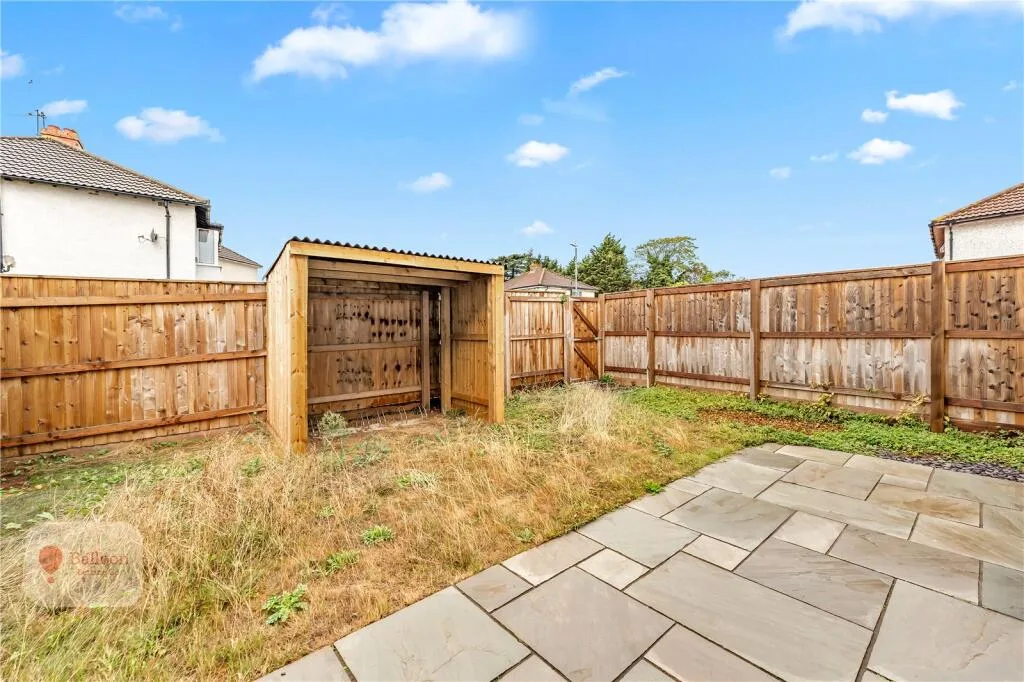 6 bedroom semi-detached house for rent