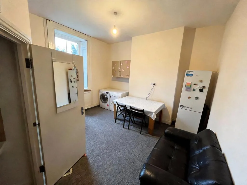 4 bedroom apartment for rent