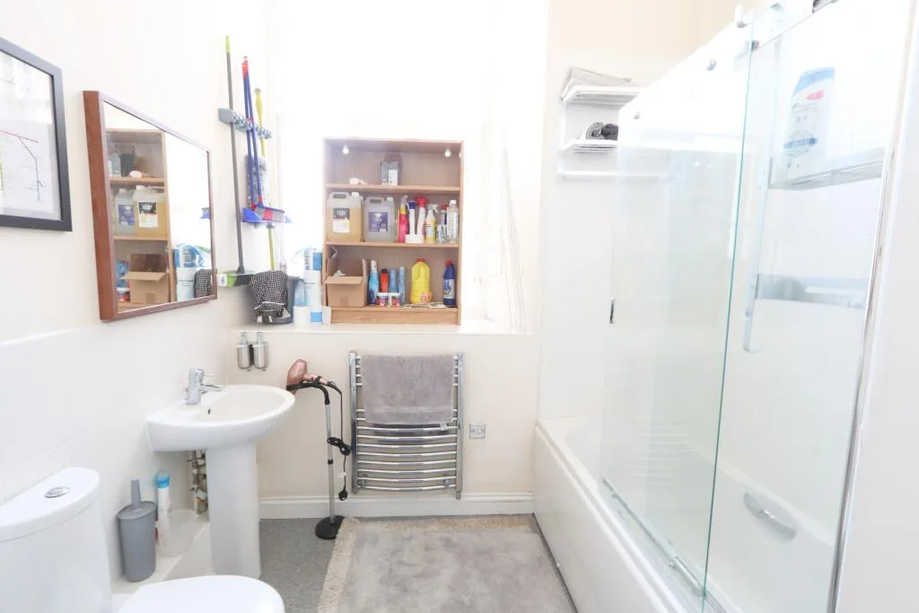 2 bedroom flat for rent