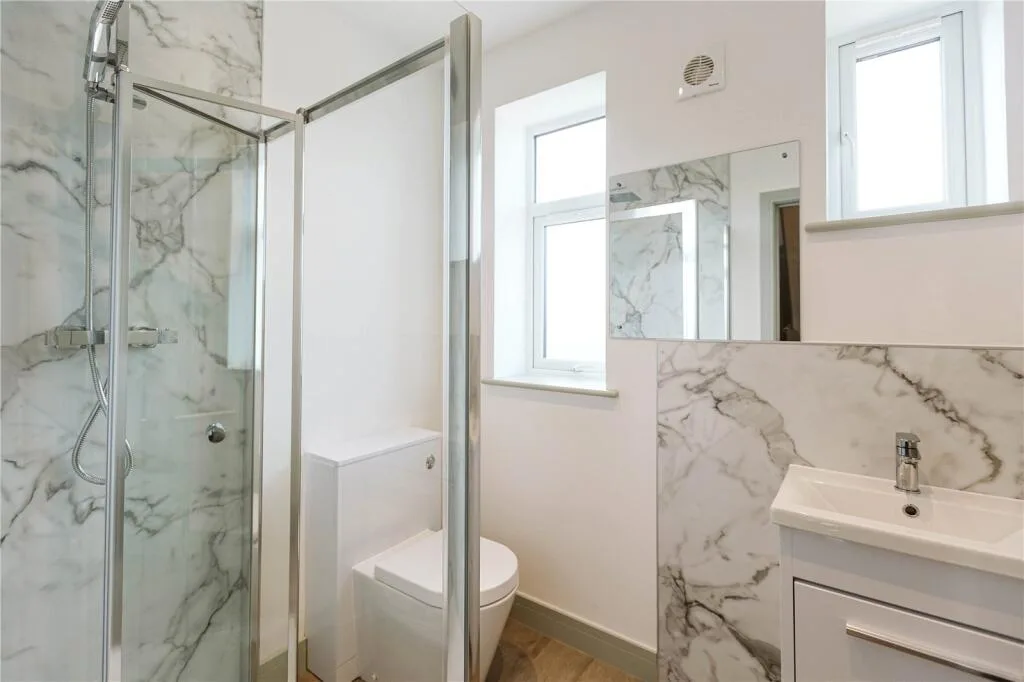 6 bedroom terraced house for rent