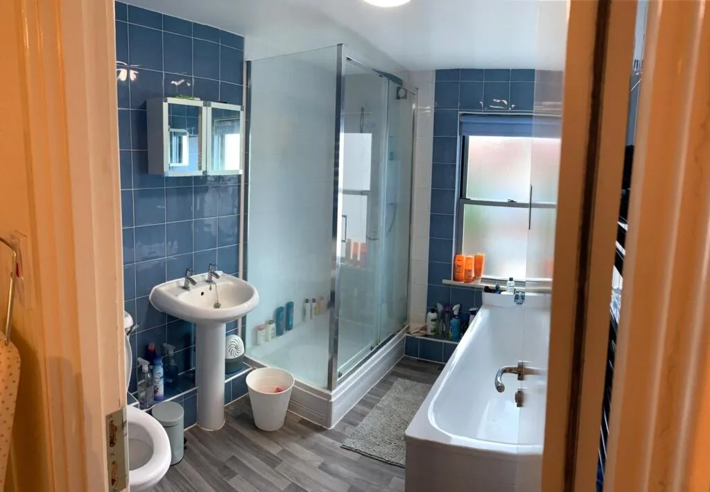 6 bedroom apartment for rent