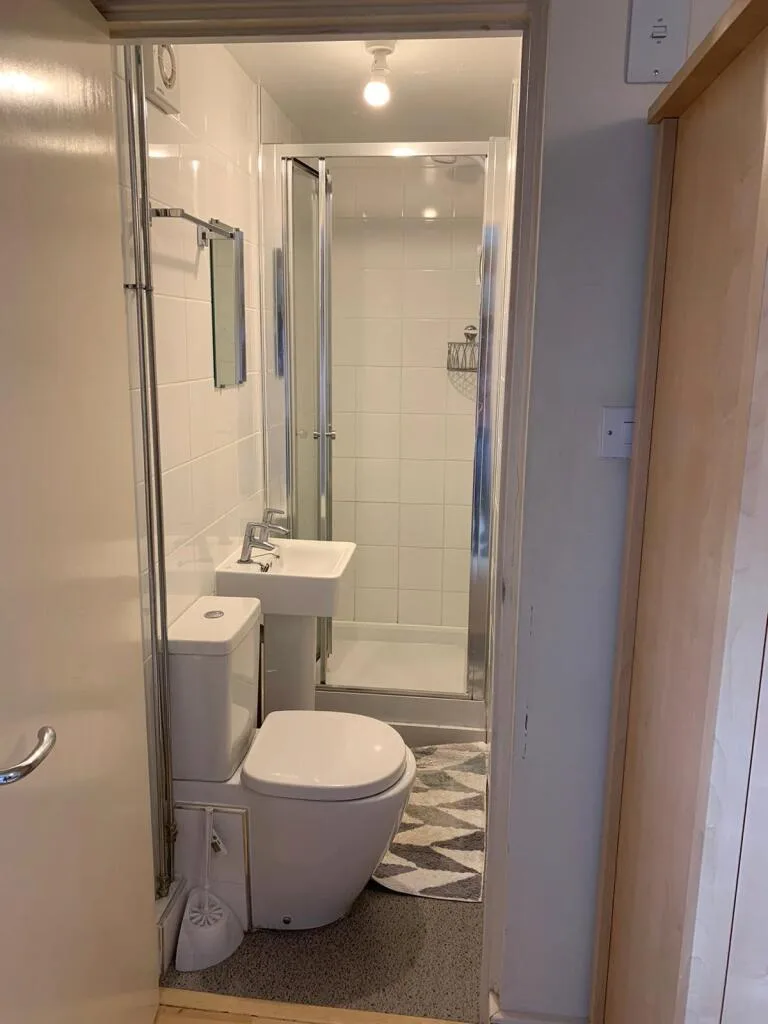 6 bedroom apartment for rent