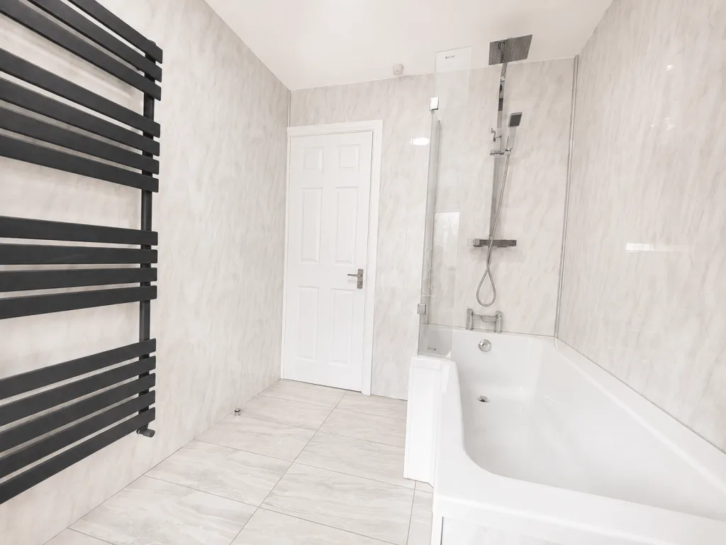 3 bedroom end of terrace house for rent