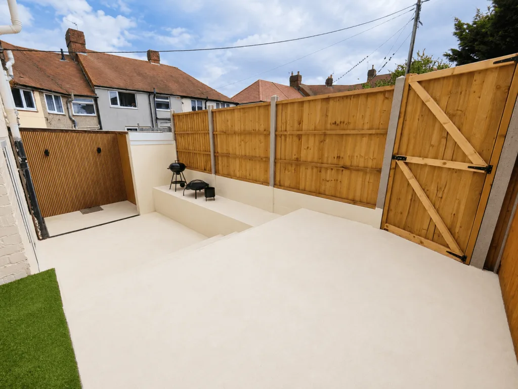 3 bedroom end of terrace house for rent