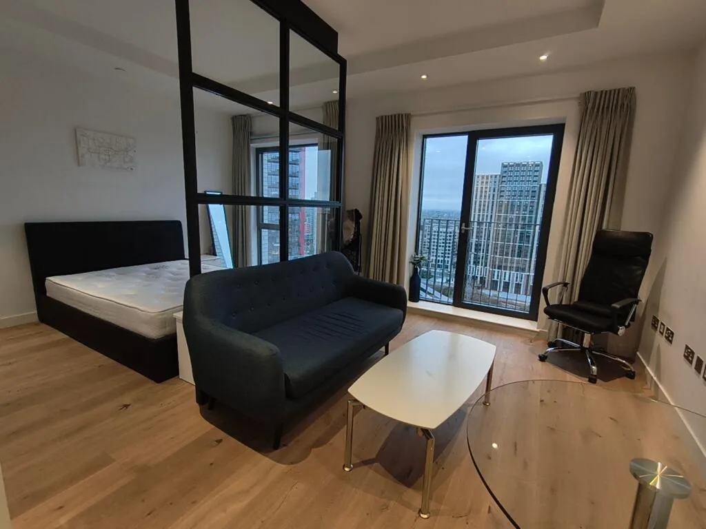 Studio flat for rent