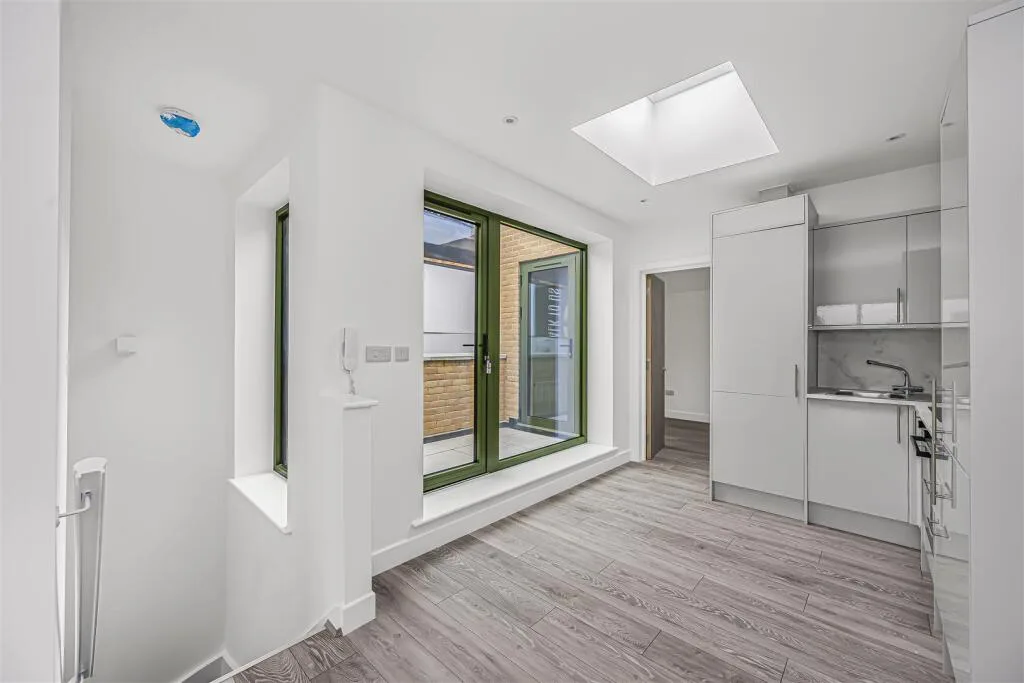 2 bedroom flat for rent