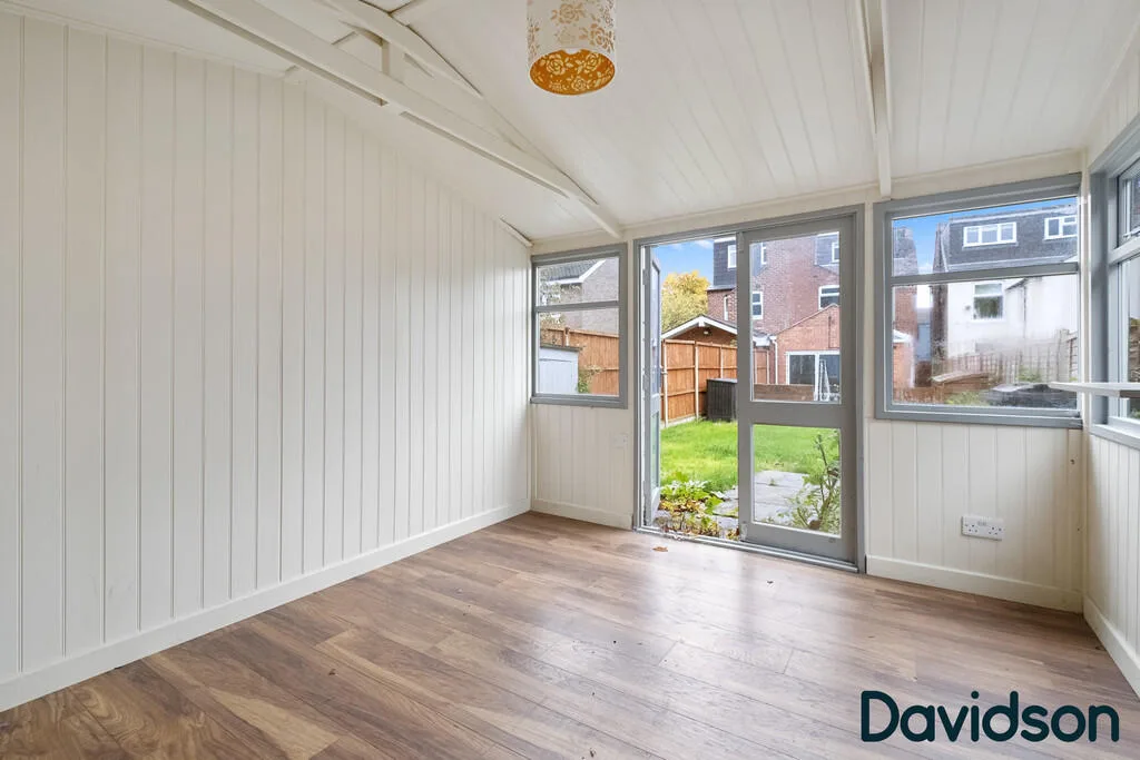 4 bedroom semi-detached house for rent