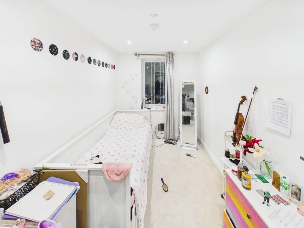 3 bedroom flat for rent