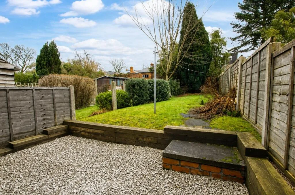 4 bedroom terraced house for rent