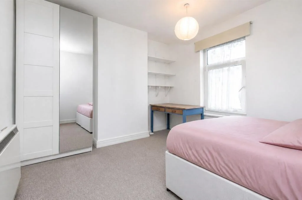 4 bedroom terraced house for rent