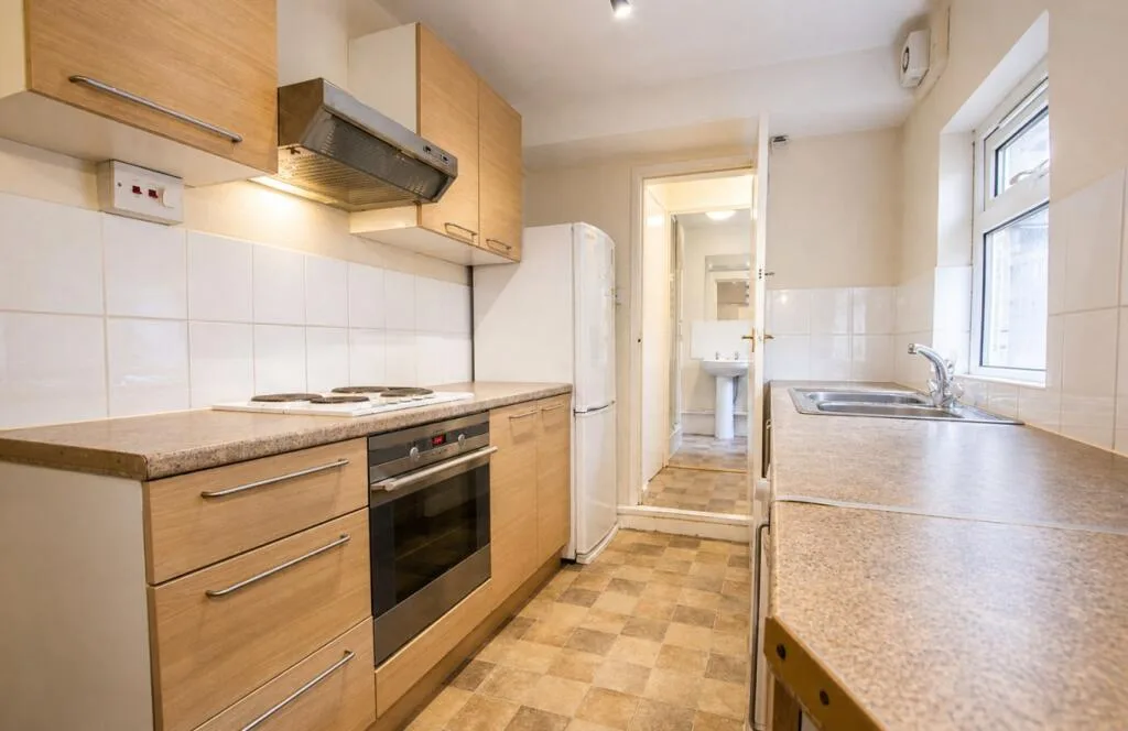 4 bedroom terraced house for rent