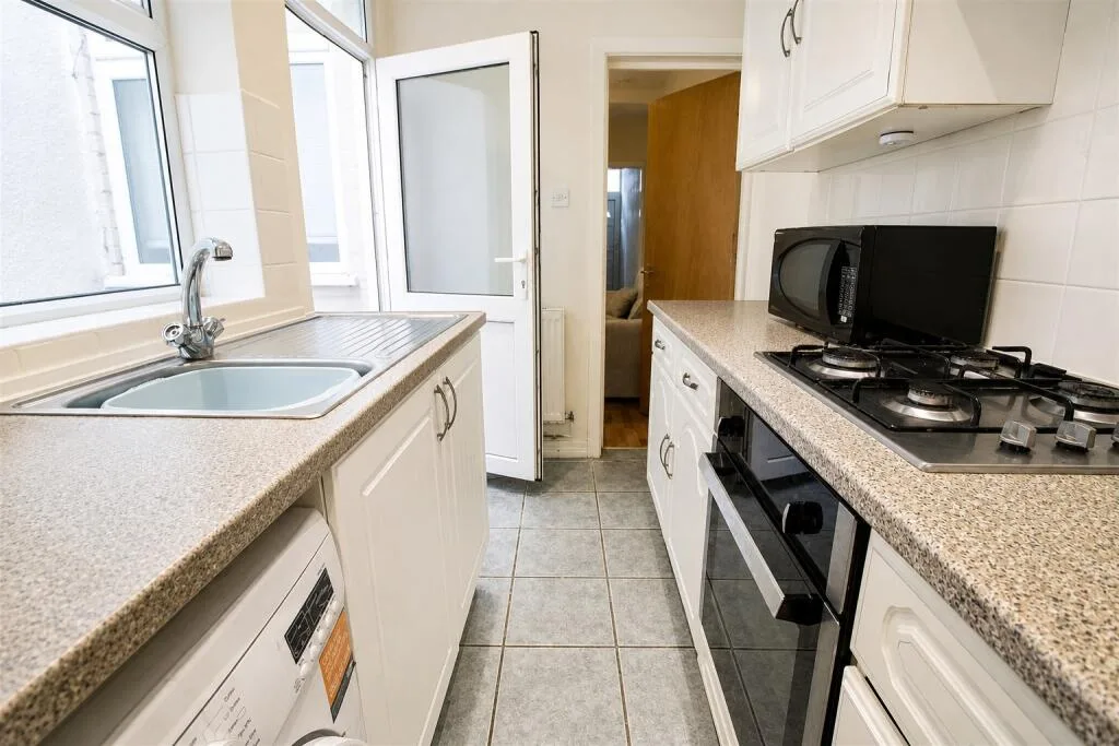 4 bedroom house for rent