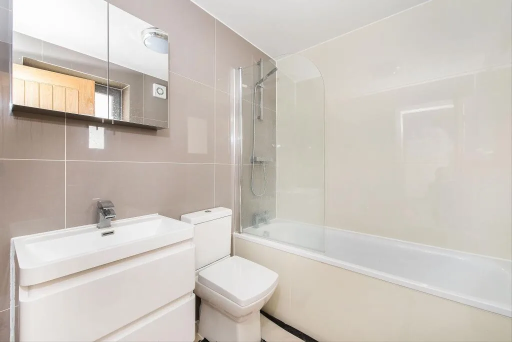 2 bedroom property for rent