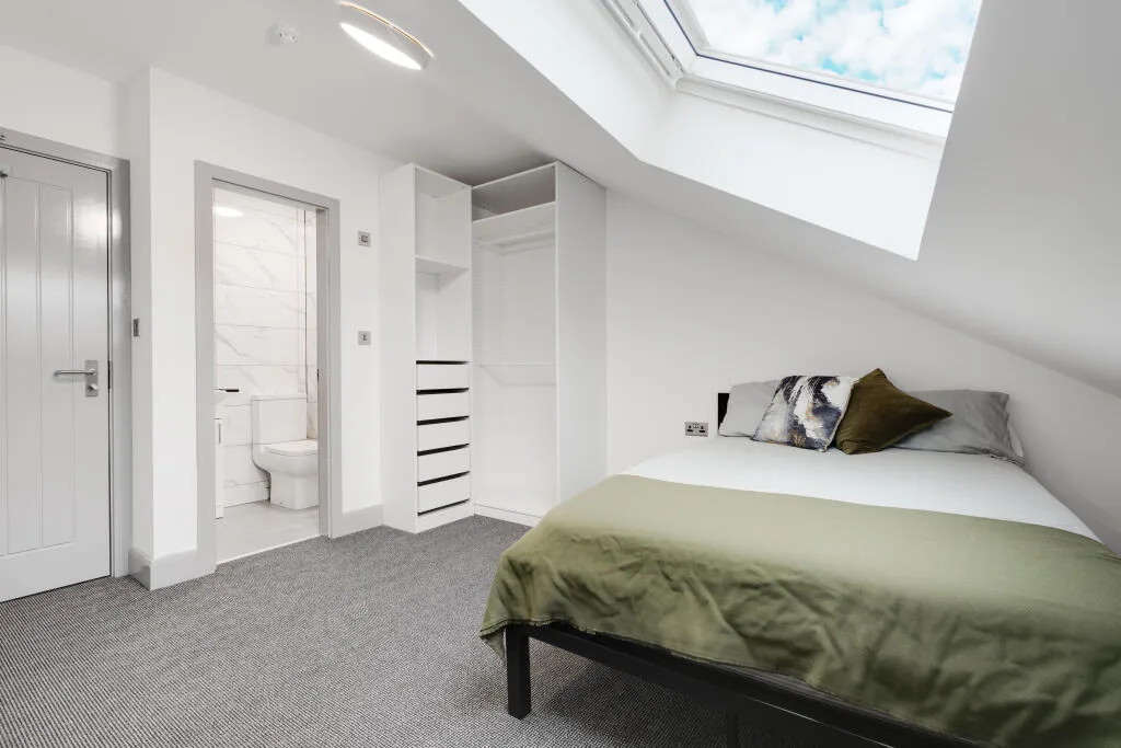 6 bedroom terraced house for rent