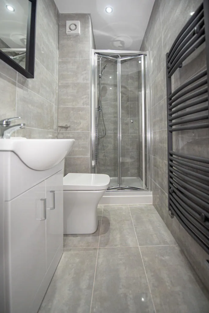 6 bedroom terraced house for rent