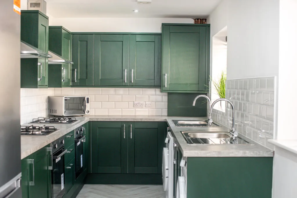 6 bedroom terraced house for rent