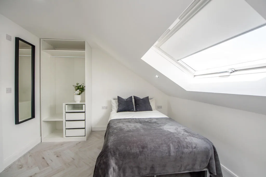 6 bedroom terraced house for rent