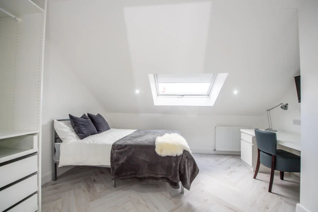 6 bedroom terraced house for rent