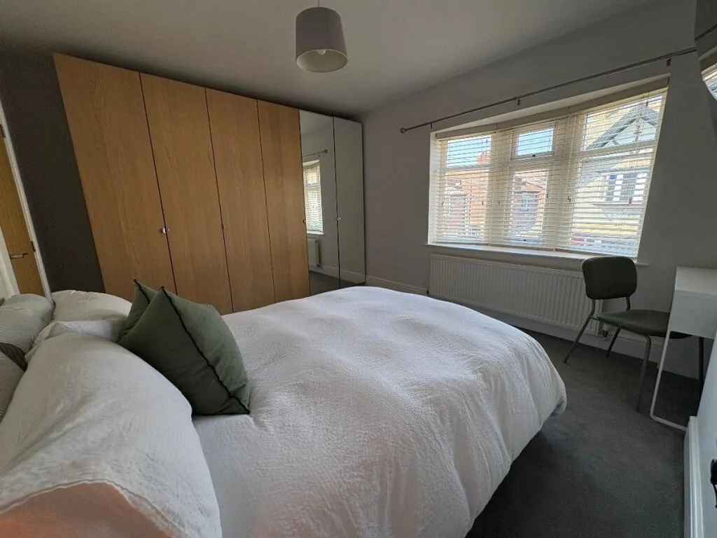 4 bedroom terraced house for rent
