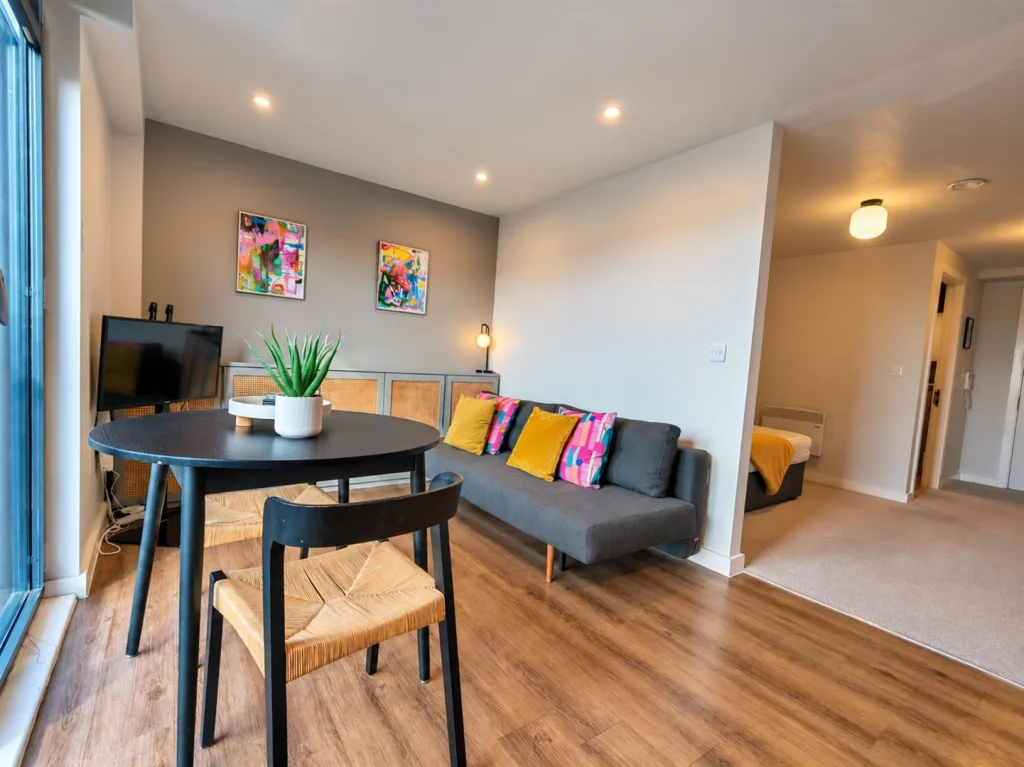 Studio flat for rent